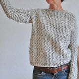 Victoria | Elegancki szary sweter z dekoltem w kształcie "U"