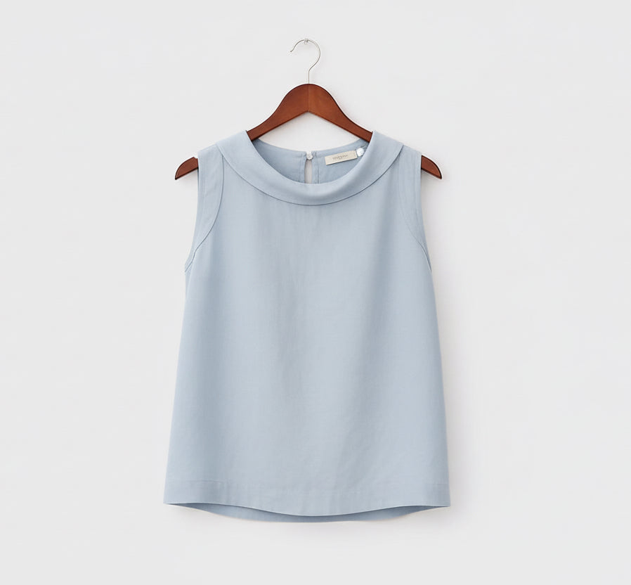 Natálie - Elegant turtleneck top