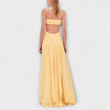Mireille - Elegancka Maxi Sukienka z Plisowaniem i Wycięciem