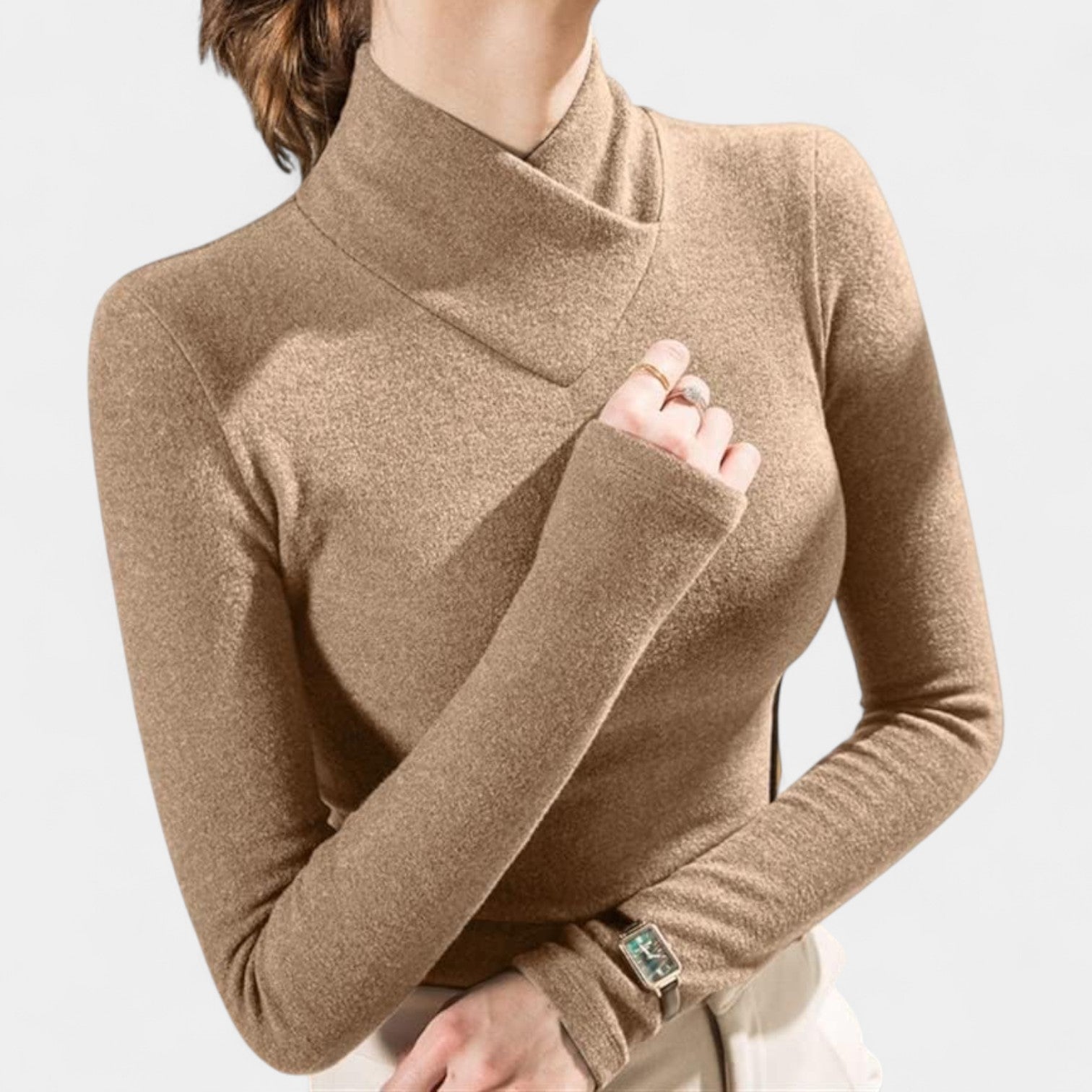 Veronika – Elegancki golf o dopasowanym kroju
