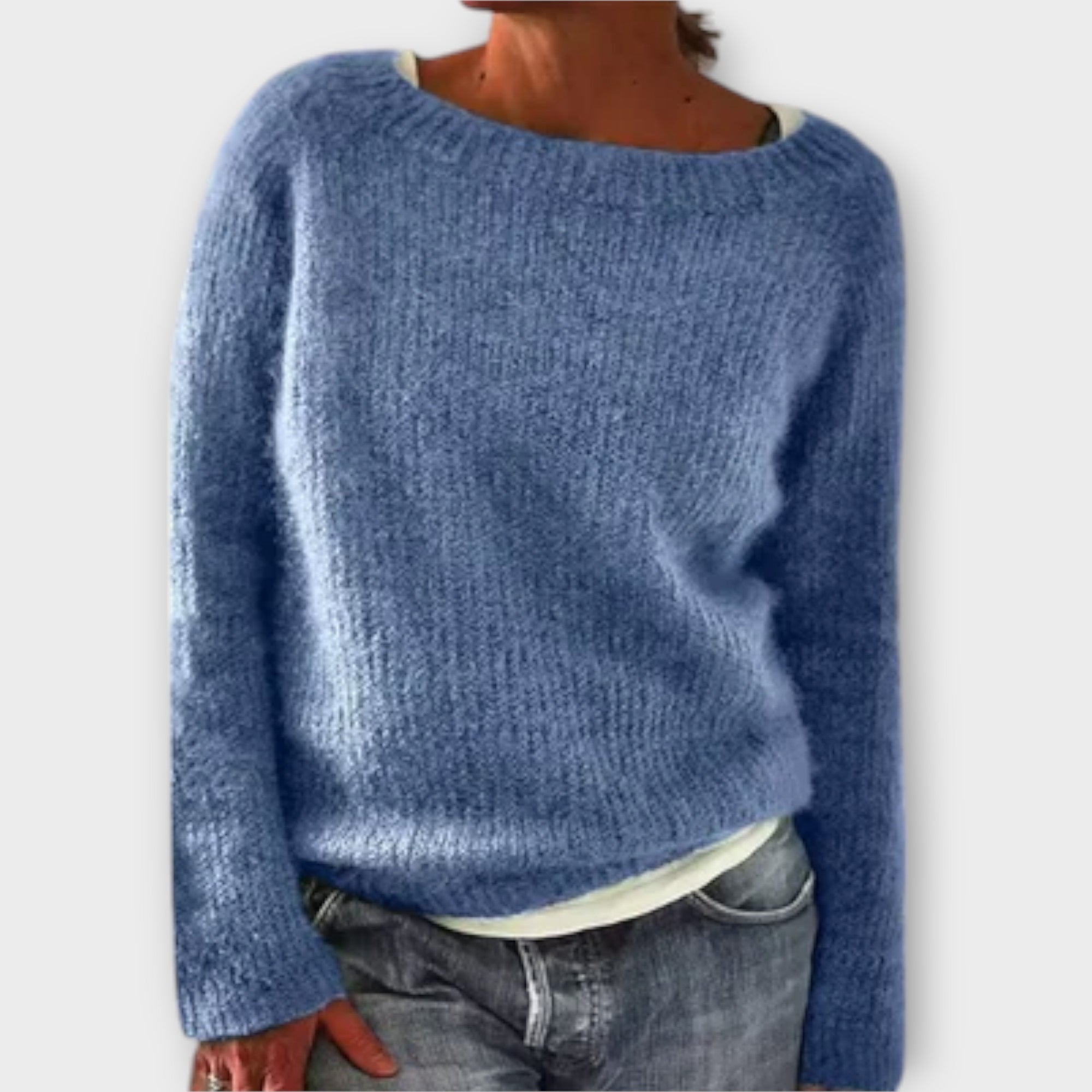 Regine – jednokolorowy sweter dzianinowy
