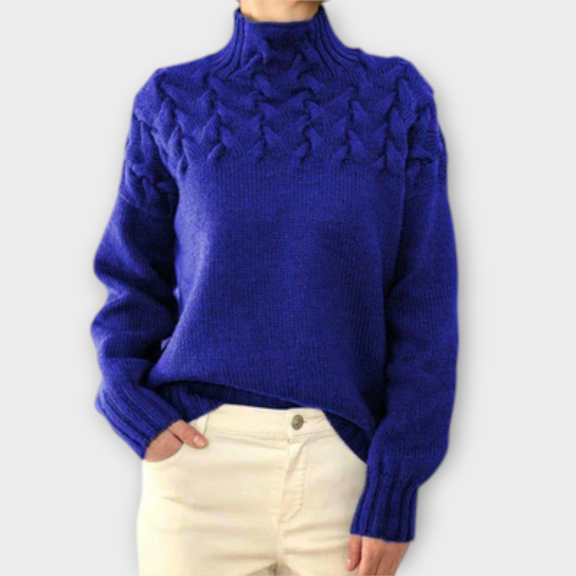 Eva - Damski sweter z detalicznym wzorem w warkocze