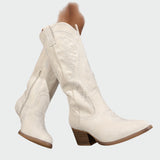 Stylowe haftowane buty westernowe
