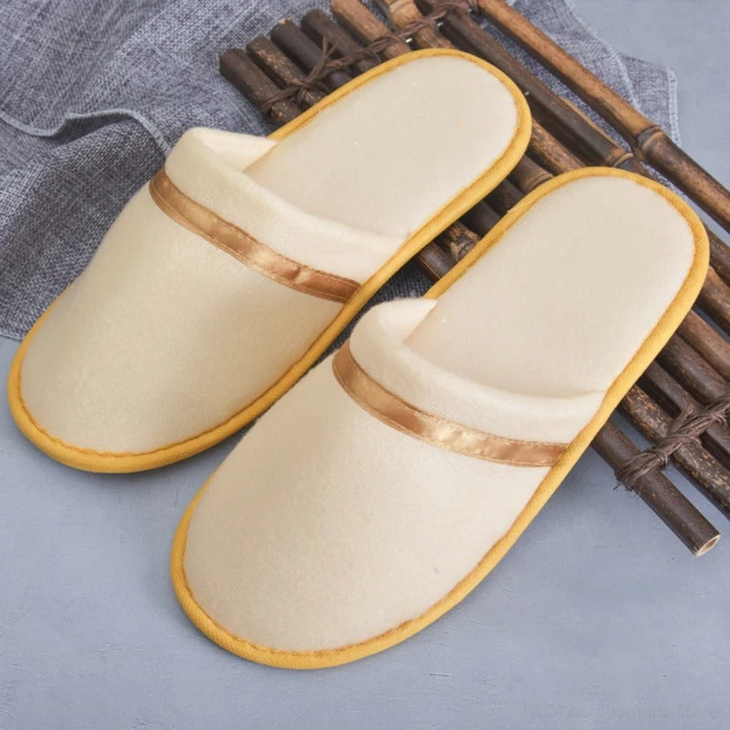 Tomáš – Ciepłe Unisex Zimowe Kapcie