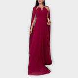 Mabel - Eleganckie maxi sukienki z peleryną i wysokim rozcięciem
