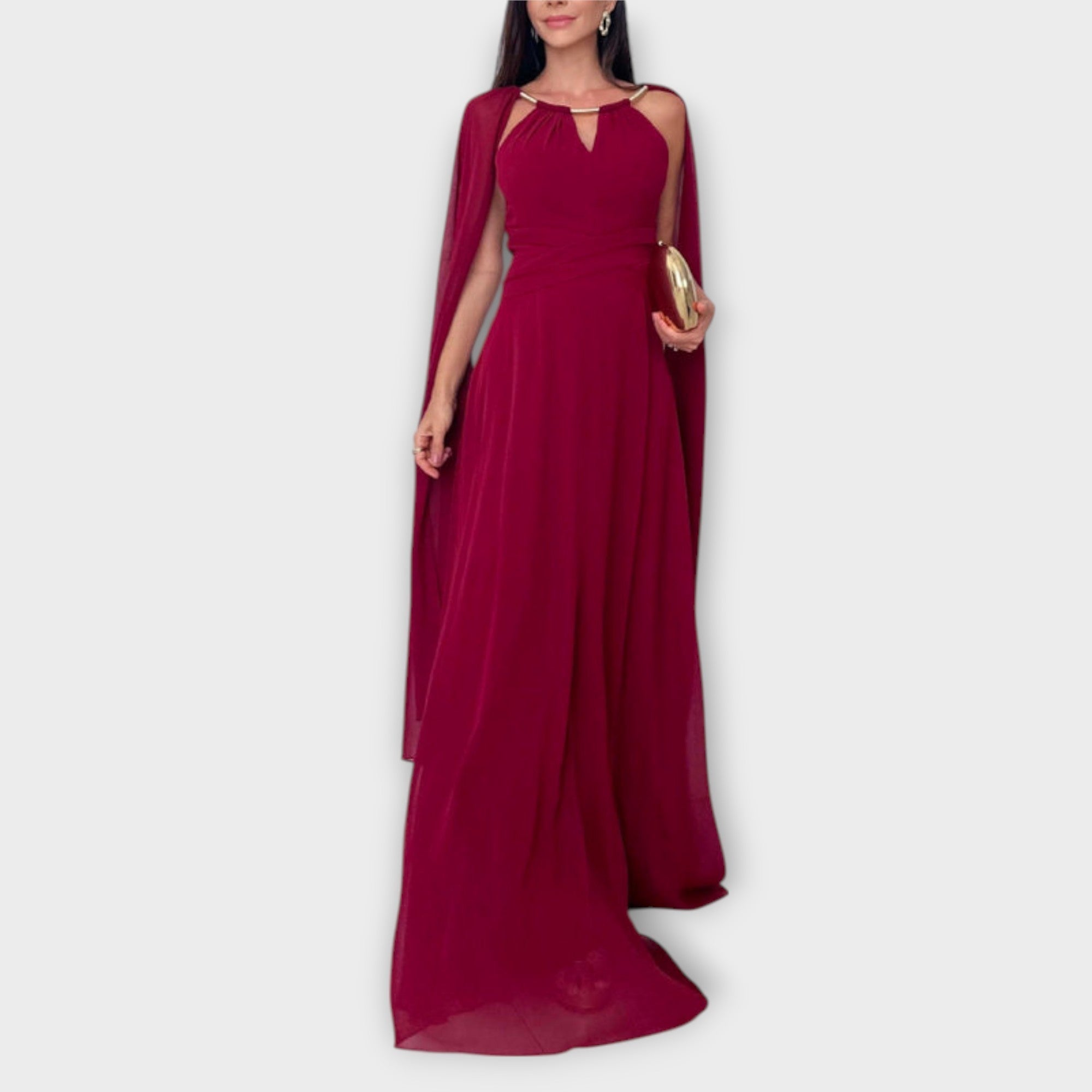 Mabel - Eleganckie maxi sukienki z peleryną i wysokim rozcięciem