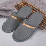 Tomáš – Ciepłe Unisex Zimowe Kapcie