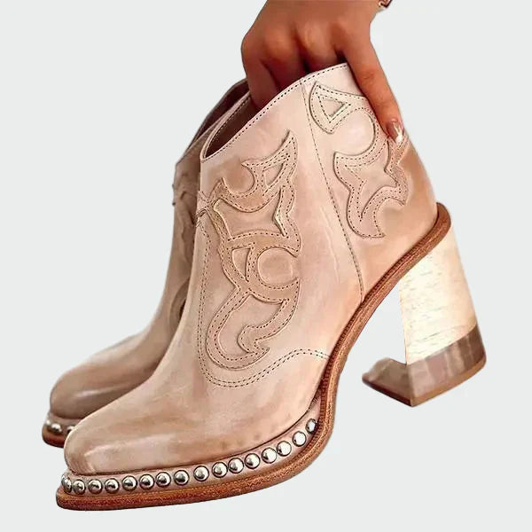Adéla – Haftowane Skórzane Buty