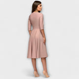 Elegancka Sukienka Swing