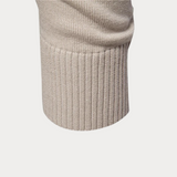 Lukáš – Męski Sweter z Dekoltem w Serek