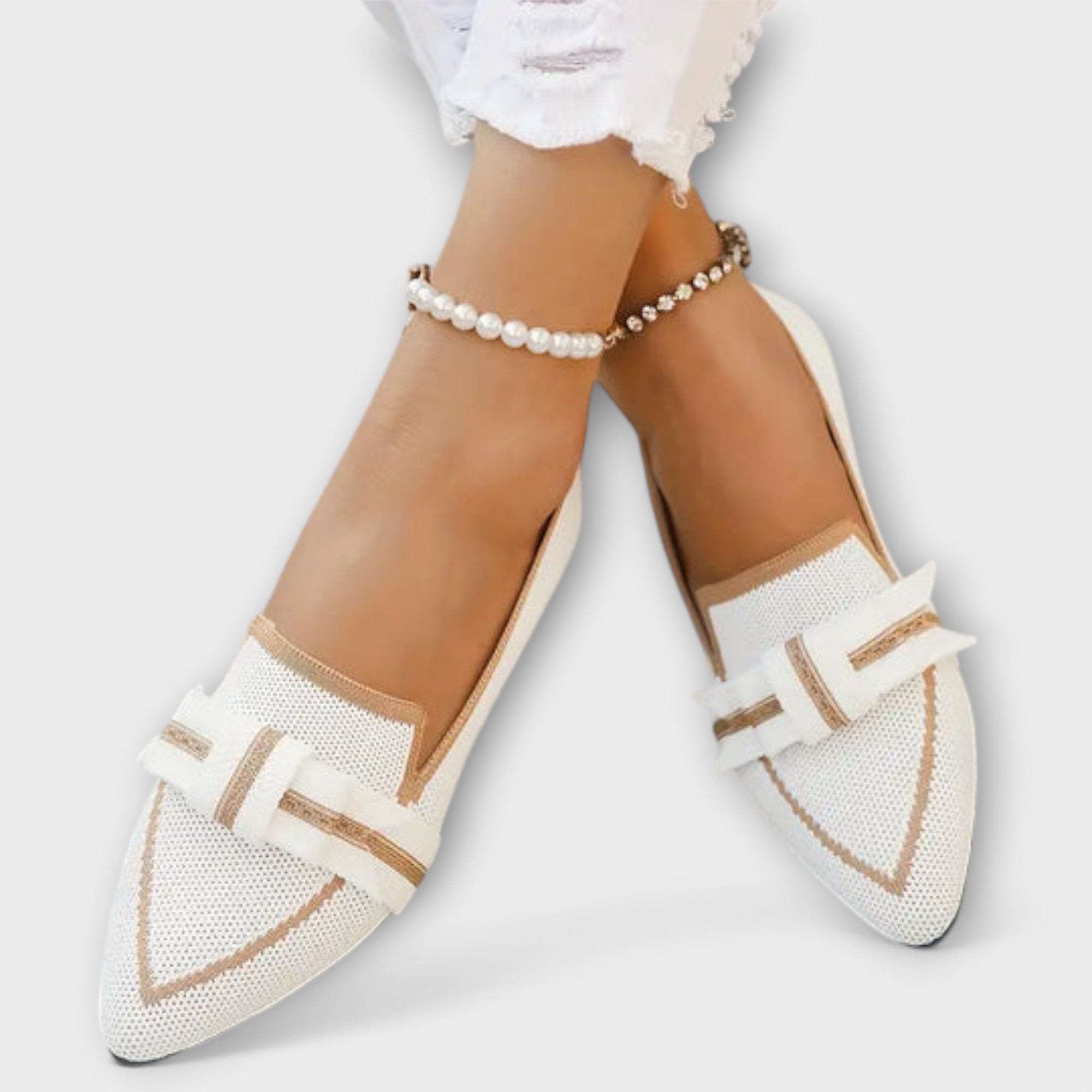 Płaskie damskie buty z węzłowym designem