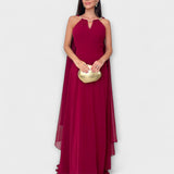 Mabel - Eleganckie maxi sukienki z peleryną i wysokim rozcięciem