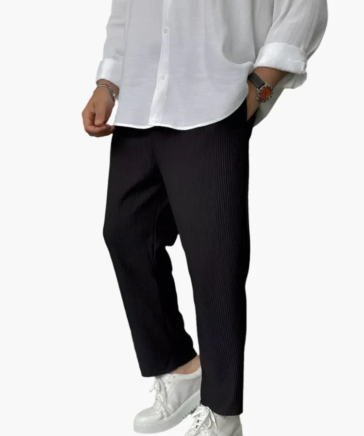 Tomáš – Męskie Spodnie Relax Fit z Plisowaniem – Elegancki i Wygodny Styl Codzienny oraz Biznesowy