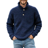 Tomáš – Męski Sweter Pleciony z Dwiema Guzikami